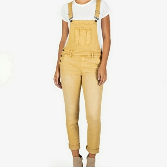 HP 🎉 Kut from the Kloth Jessica tan /brown / mustard overalls. - Picture 1 of 16